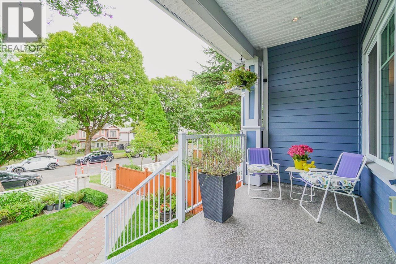 5603 Rhodes Street, Vancouver, British Columbia  V5R 3P2 - Photo 3 - R3142500
