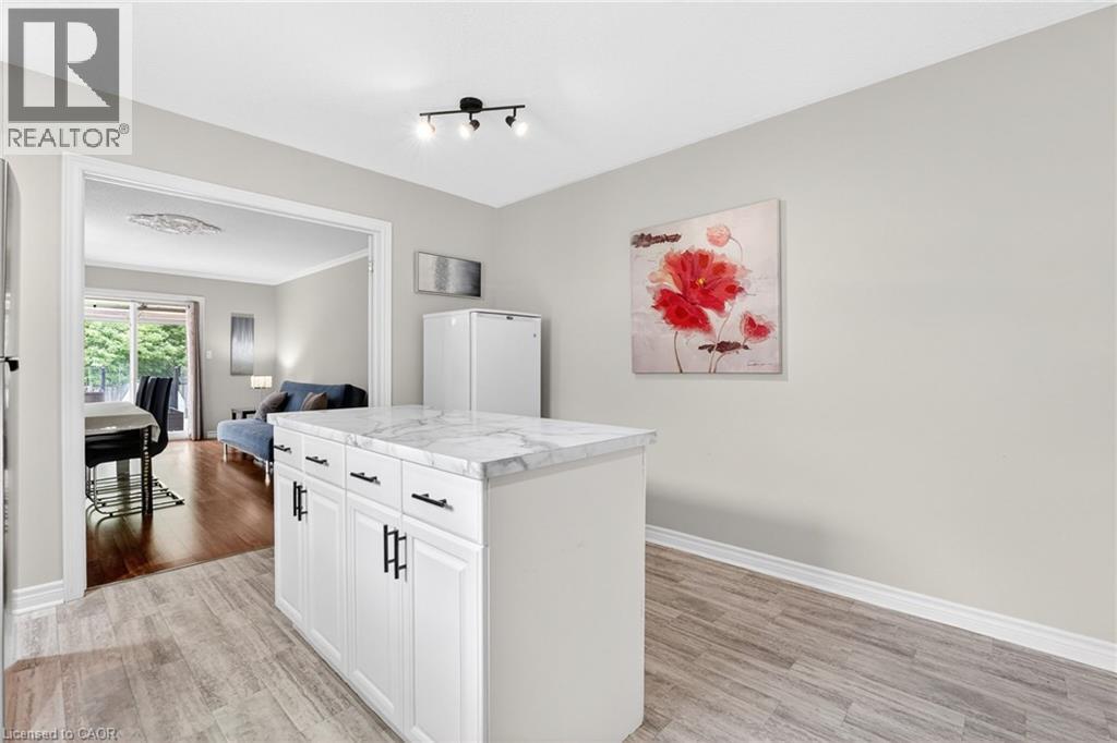 5524 Fraser Street, Niagara Falls, Ontario  L2E 3C9 - Photo 12 - 40845165