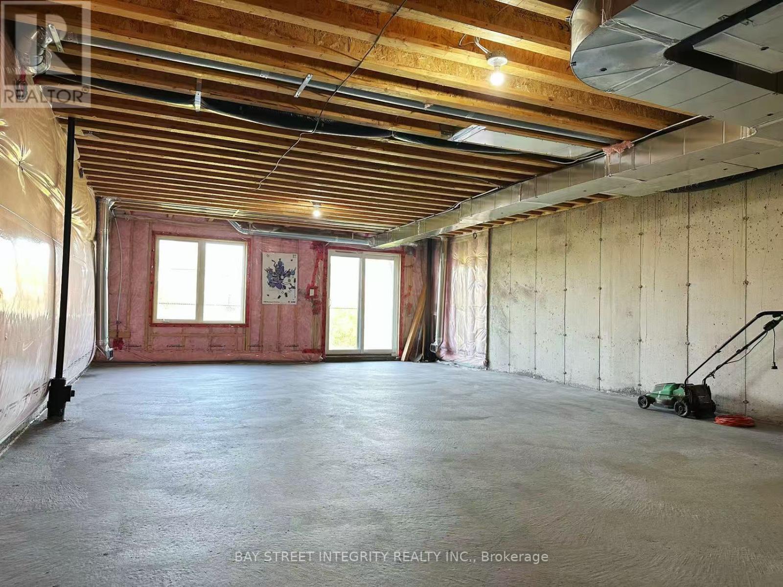 216 Elyse Court, Aurora, Ontario  L4G 2C9 - Photo 12 - N13521224