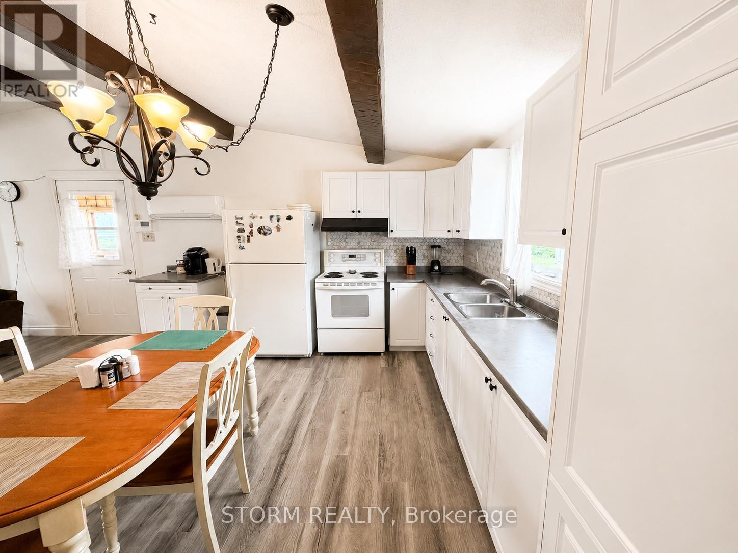 5560 Avonmore Road, South Stormont, Ontario  K0C 1P0 - Photo 12 - X13521258