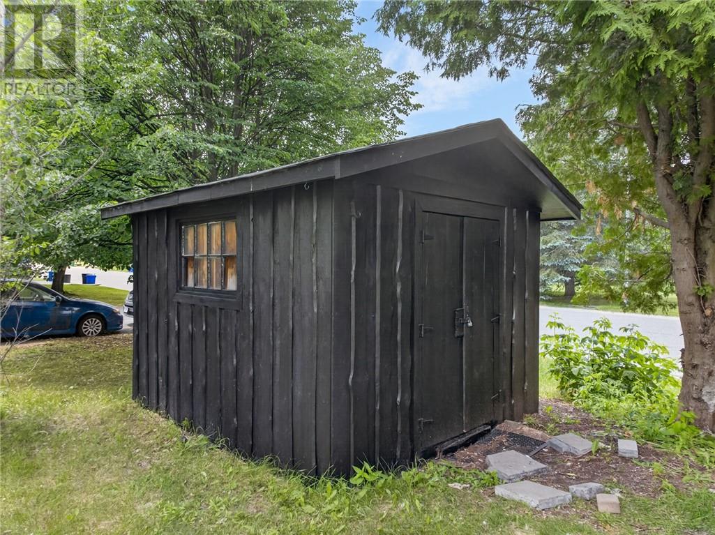 2205 Madison Avenue, Greater Sudbury, Ontario  P3A 2P7 - Photo 47 - 2128996