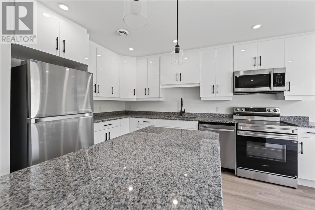 2205 Madison Avenue, Greater Sudbury, Ontario  P3A 2P7 - Photo 8 - 2128996