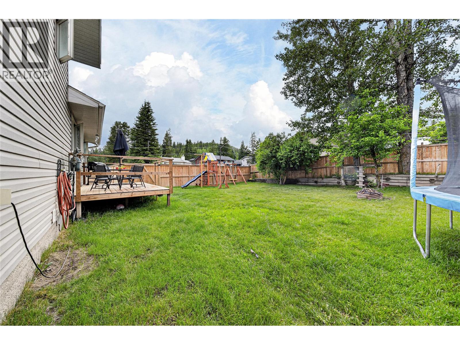 751 Fording Drive, Elkford, British Columbia V0B 1H0 - Photo 31 - 10393570