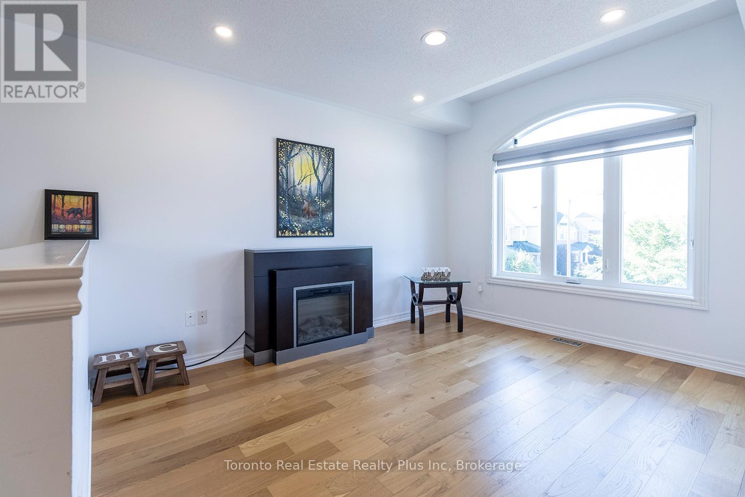 14 Riel Drive, Richmond Hill, Ontario  L4E 4W4 - Photo 33 - N13509520