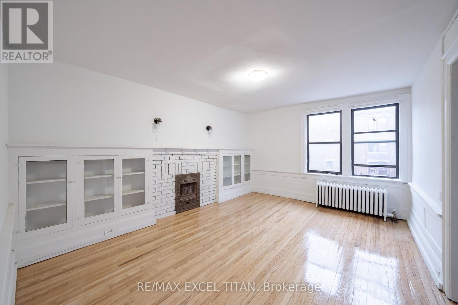 21 - 6 Kingston Road, Toronto, Ontario  M4L 2S4 - Photo 2 - E13521462