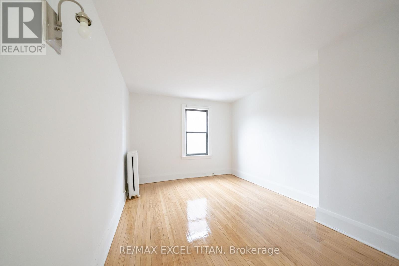 21 - 6 Kingston Road, Toronto, Ontario  M4L 2S4 - Photo 4 - E13521462