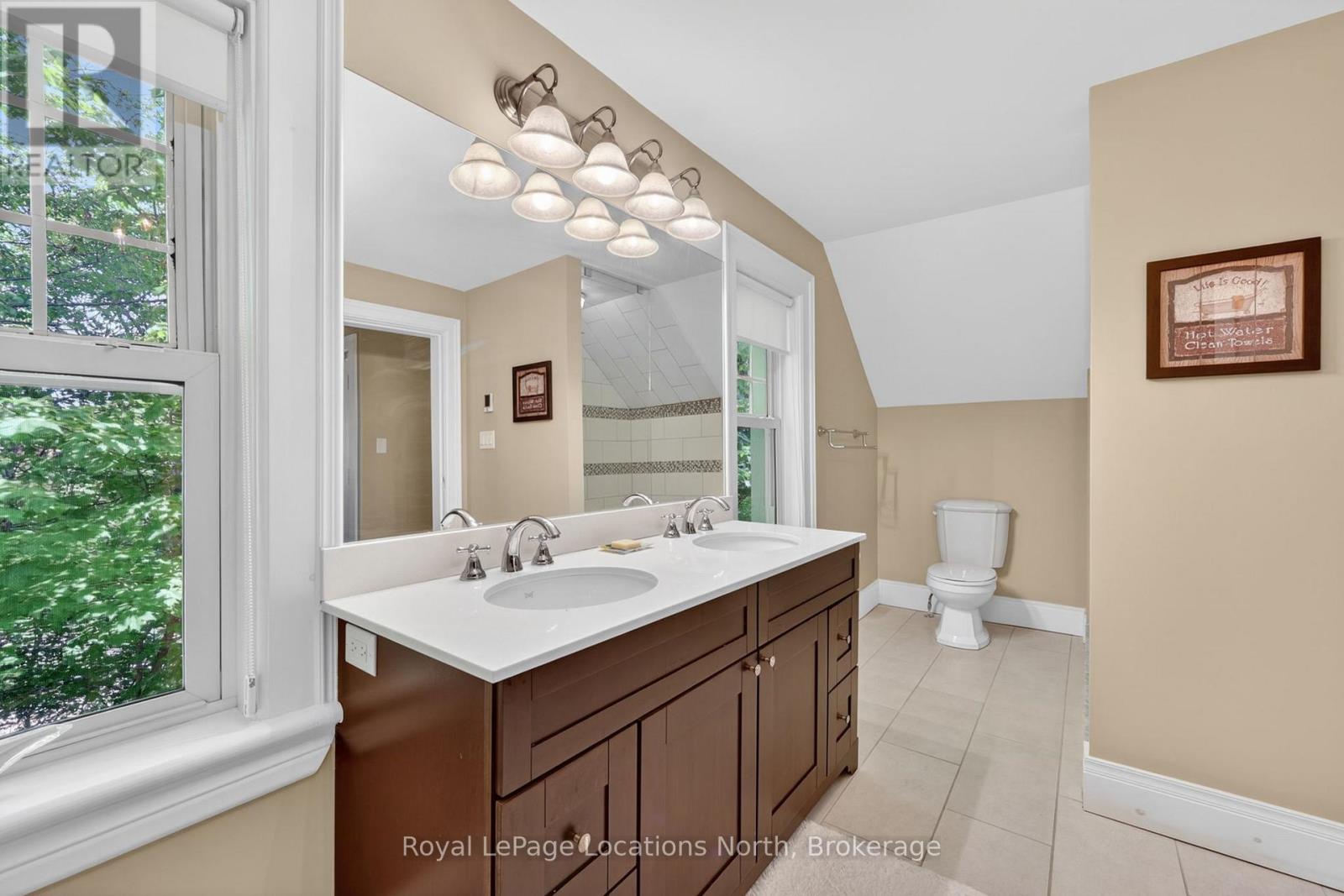21 Bruce Street N, Blue Mountains, Ontario  N0H 2P0 - Photo 32 - X13521316