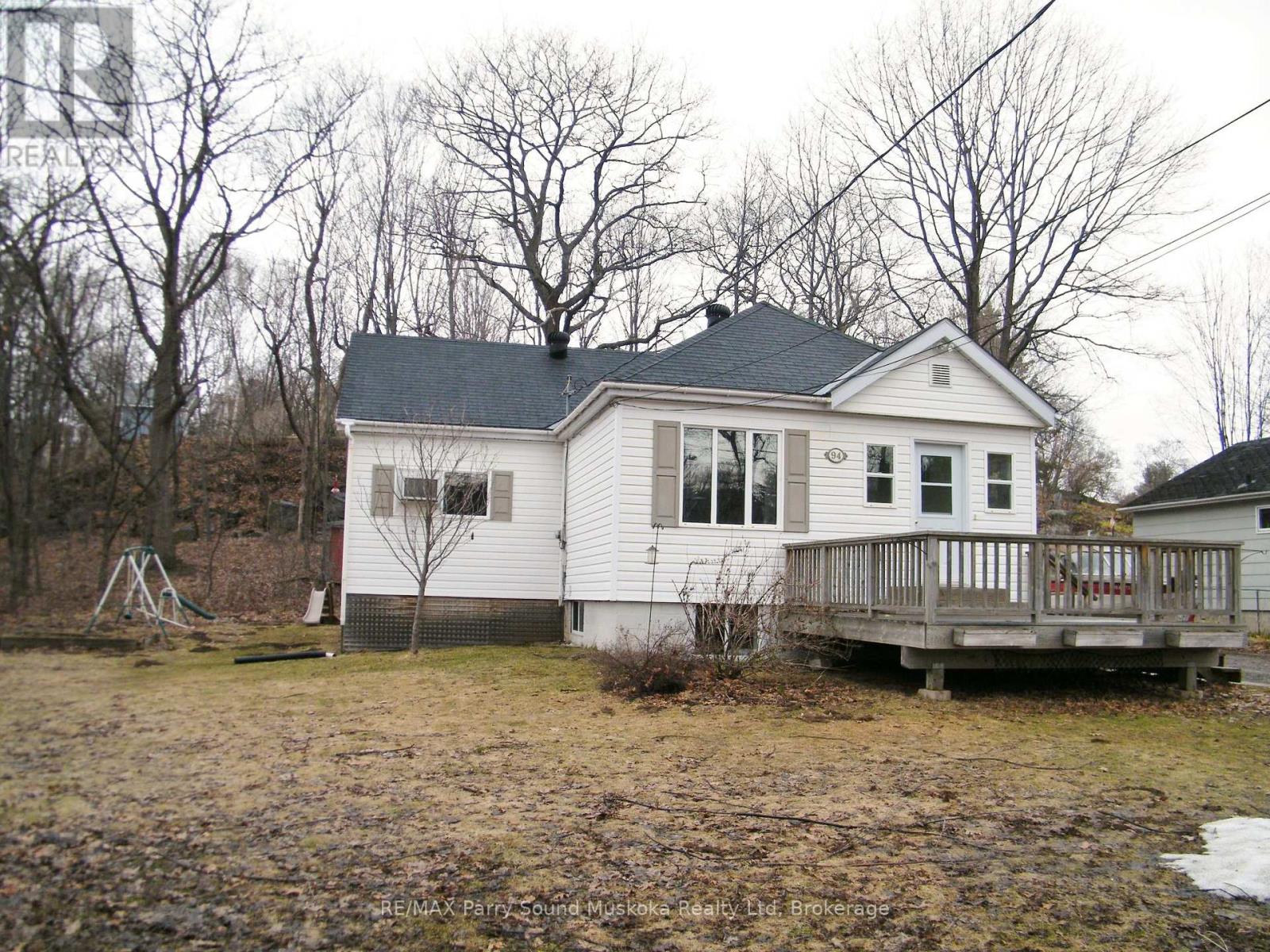 94 William Street, Parry Sound, Ontario  P2A 1V4 - Photo 4 - X13521438