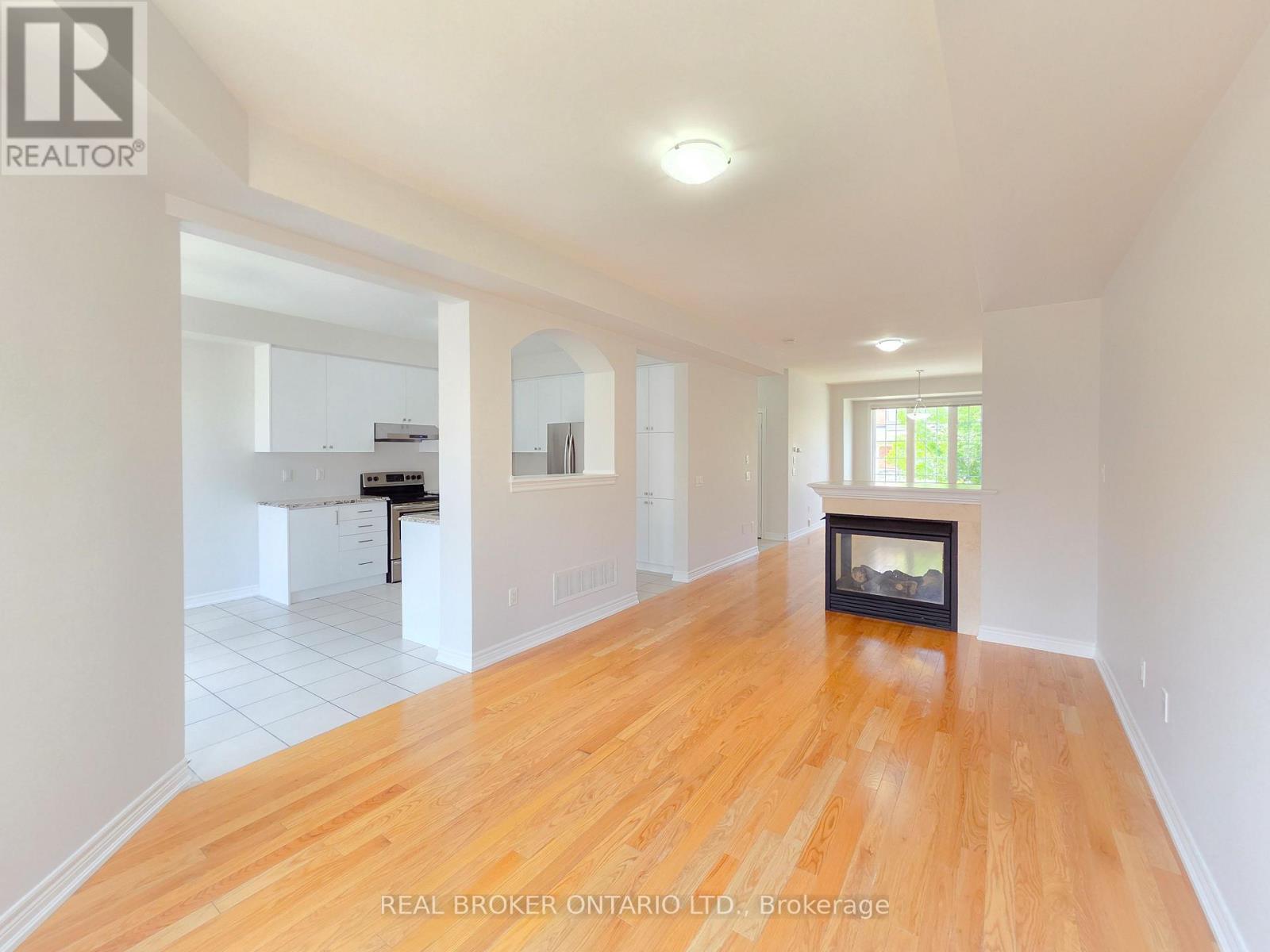 25 Vinod Road, Markham, Ontario  L6B 0X9 - Photo 9 - N13521366