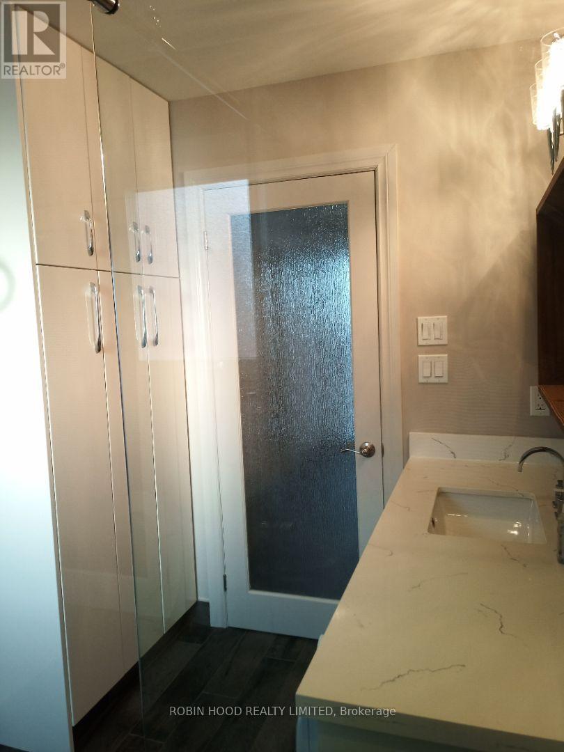 Rear - 15 Gayla Street S, Vaughan, Ontario  L4J 6W2 - Photo 13 - N13521458