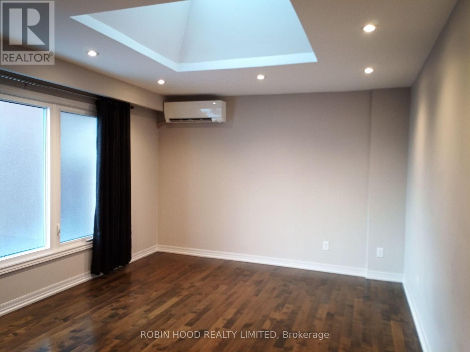 Rear - 15 Gayla Street S, Vaughan, Ontario  L4J 6W2 - Photo 17 - N13521458