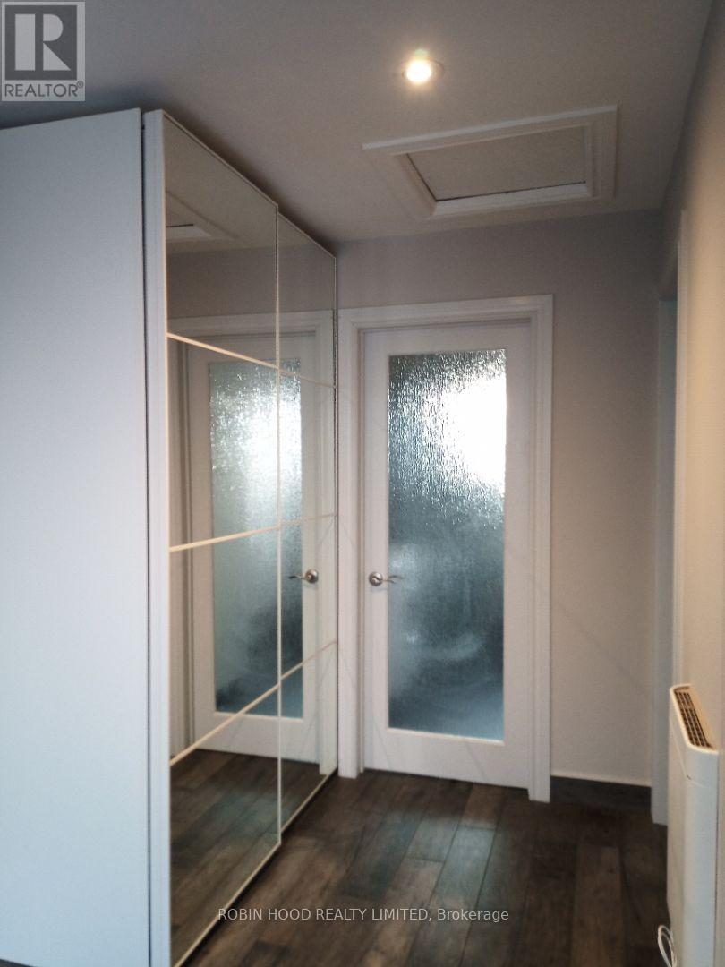 Rear - 15 Gayla Street S, Vaughan, Ontario  L4J 6W2 - Photo 18 - N13521458