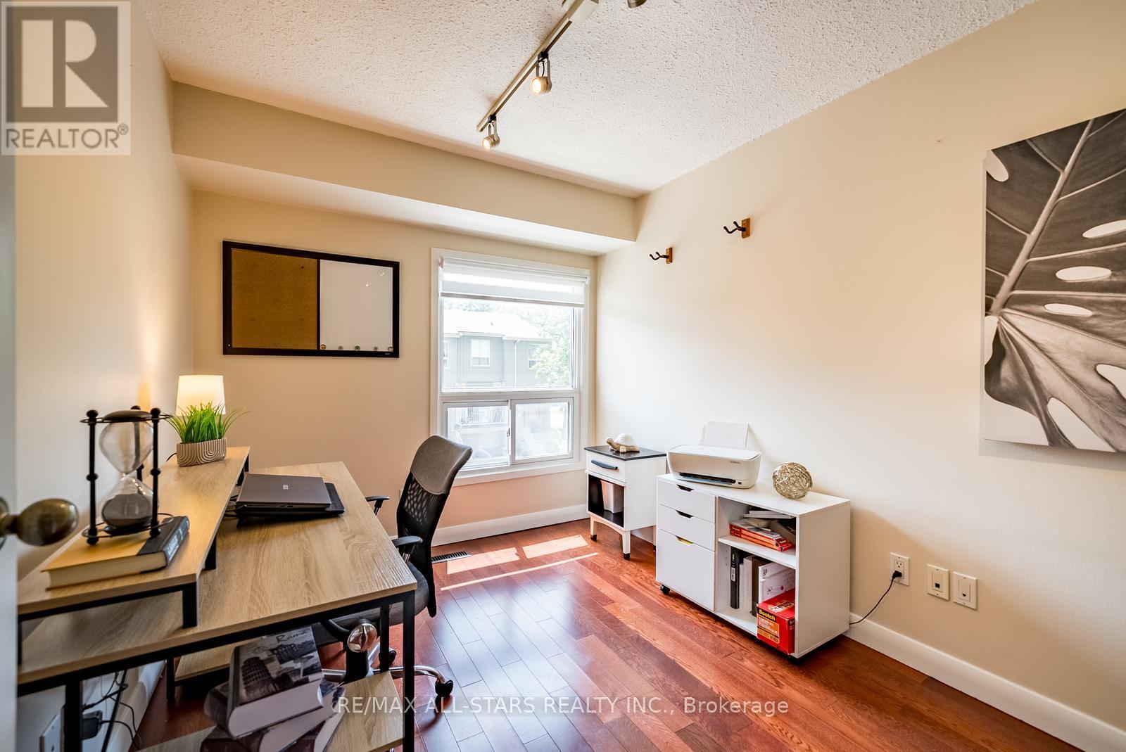 117 - 60 Hanson Road, Mississauga, Ontario  L5B 2P6 - Photo 21 - W13521304