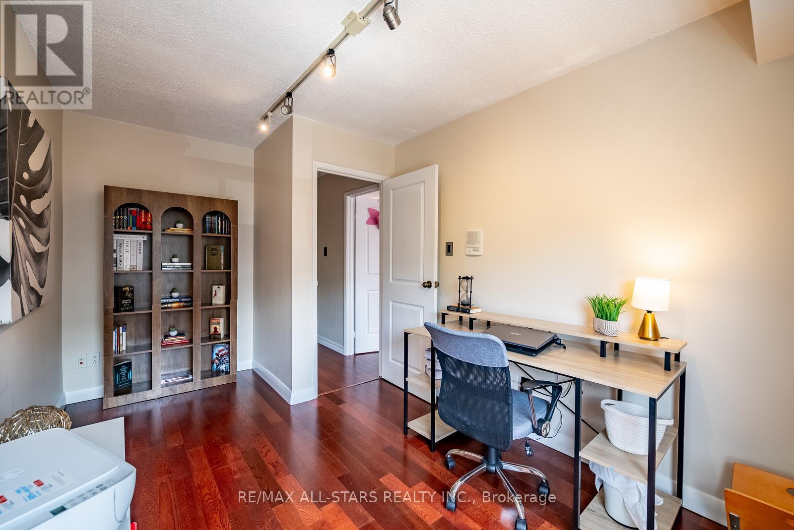 117 - 60 Hanson Road, Mississauga, Ontario  L5B 2P6 - Photo 22 - W13521304
