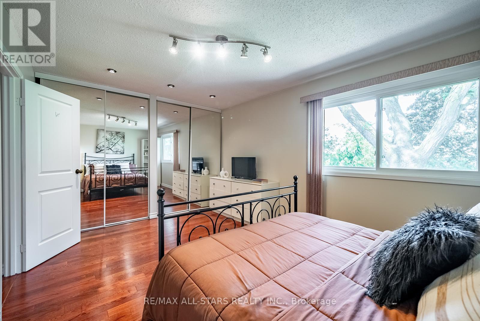 117 - 60 Hanson Road, Mississauga, Ontario  L5B 2P6 - Photo 28 - W13521304