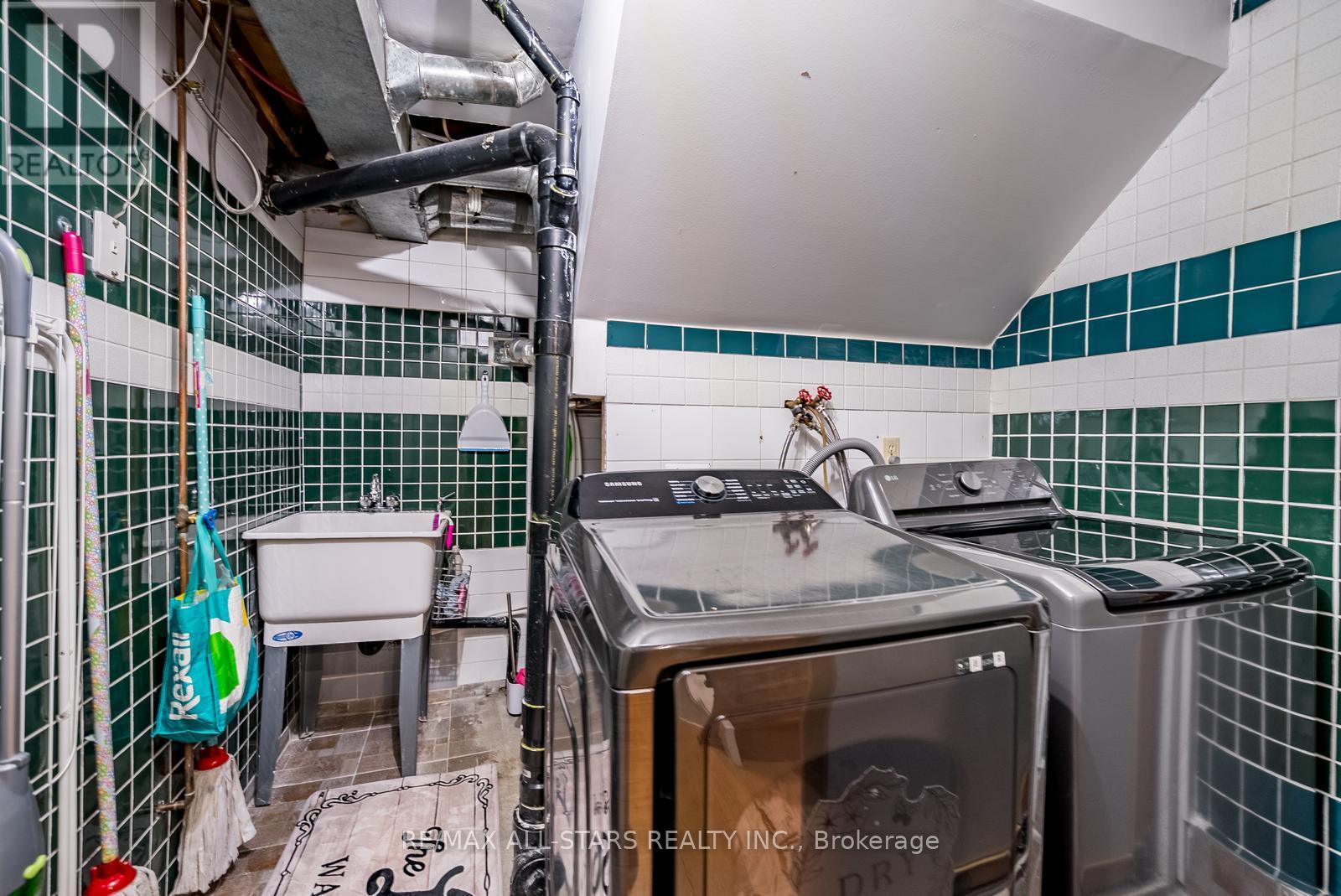 117 - 60 Hanson Road, Mississauga, Ontario  L5B 2P6 - Photo 30 - W13521304