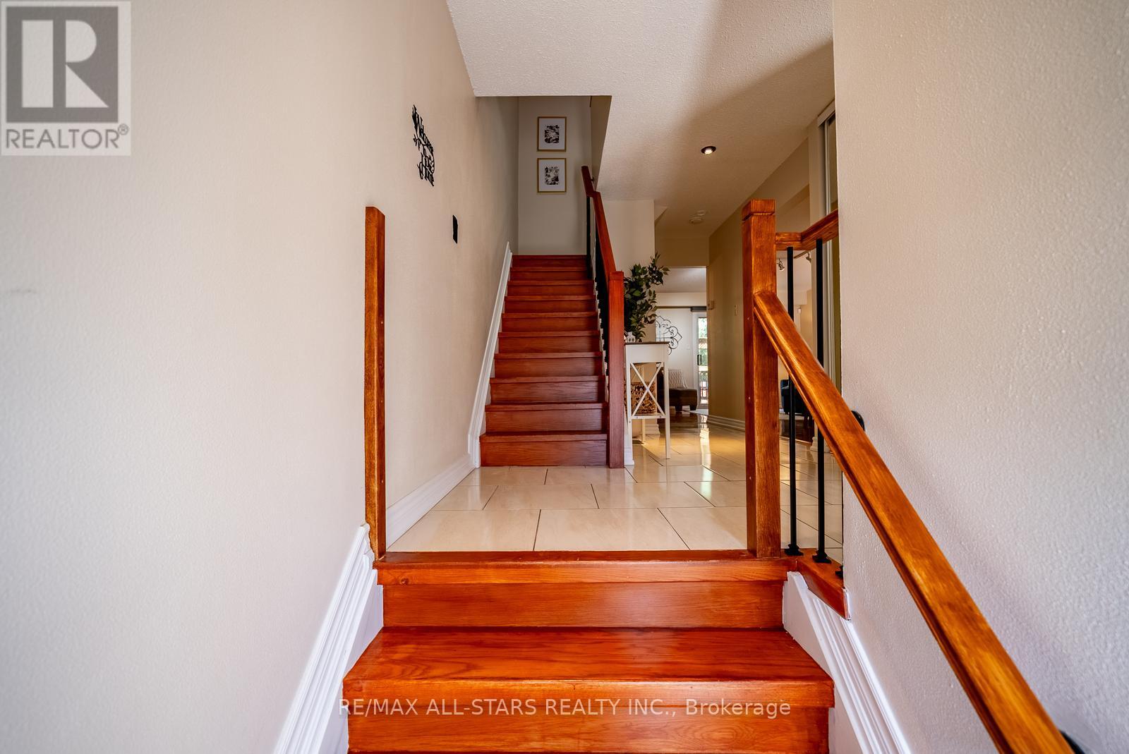 117 - 60 Hanson Road, Mississauga, Ontario  L5B 2P6 - Photo 7 - W13521304