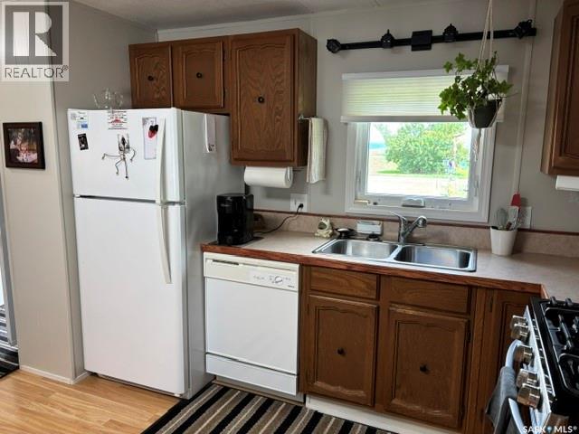17 Lumsden Street, Manor, Saskatchewan  S0C 1R0 - Photo 17 - SK041460
