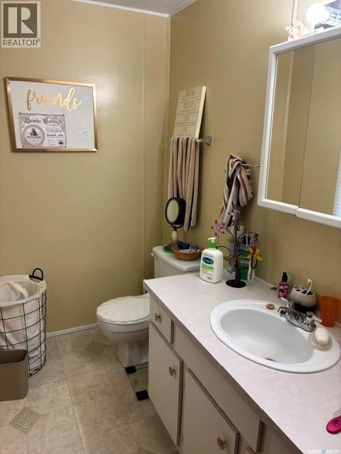 17 Lumsden Street, Manor, Saskatchewan  S0C 1R0 - Photo 33 - SK041460