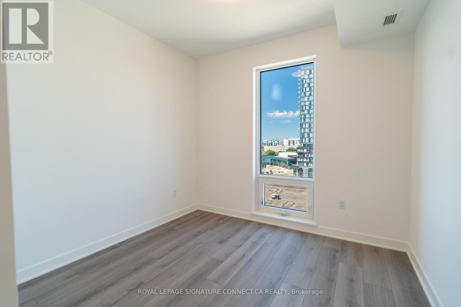 610 - 1185 Dupont Street, Toronto, Ontario  M6H 0G5 - Photo 13 - W13518760