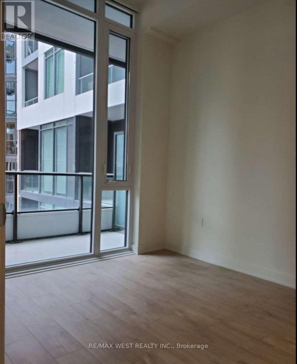 827 - 576 Front St W Street, Toronto, Ontario M5V 1C1 - Photo 7 - C13499176