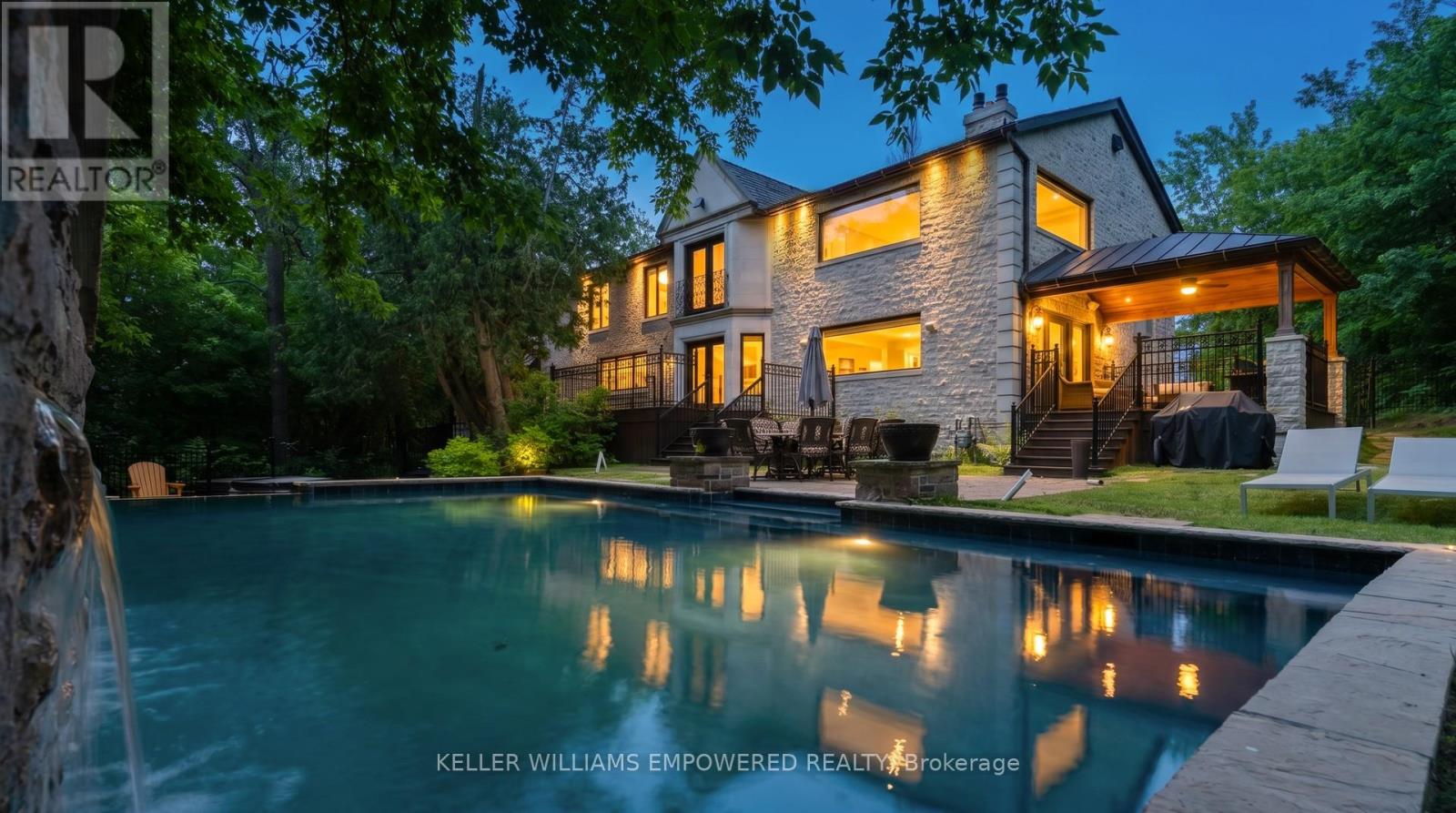 43 WOODLAND ACRES CRESCENT, Vaughan, Ontario