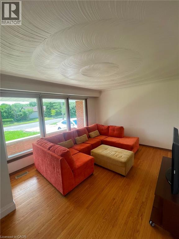 6 Kara Lee Court Unit# Upper, Guelph, Ontario  N1E 4P2 - Photo 2 - 40845178