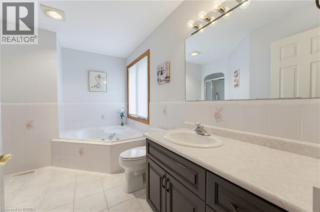12 Macbride Court, Brantford, Ontario  N3T 6J1 - Photo 19 - 40845162