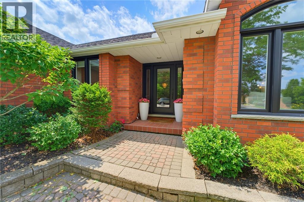 12 Macbride Court, Brantford, Ontario  N3T 6J1 - Photo 2 - 40845162