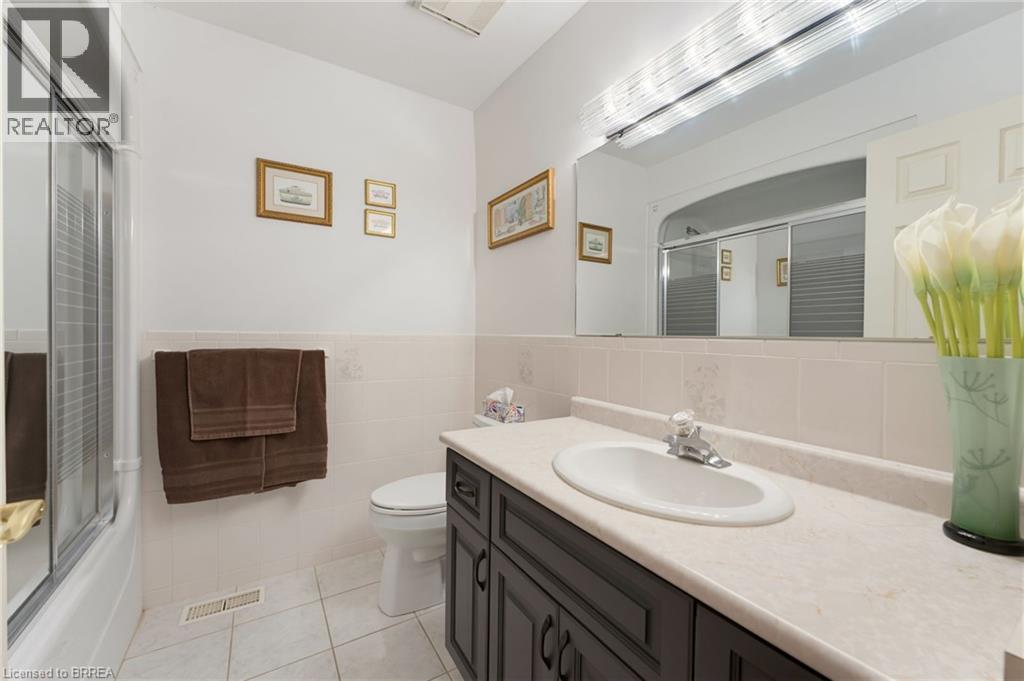 12 Macbride Court, Brantford, Ontario  N3T 6J1 - Photo 31 - 40845162