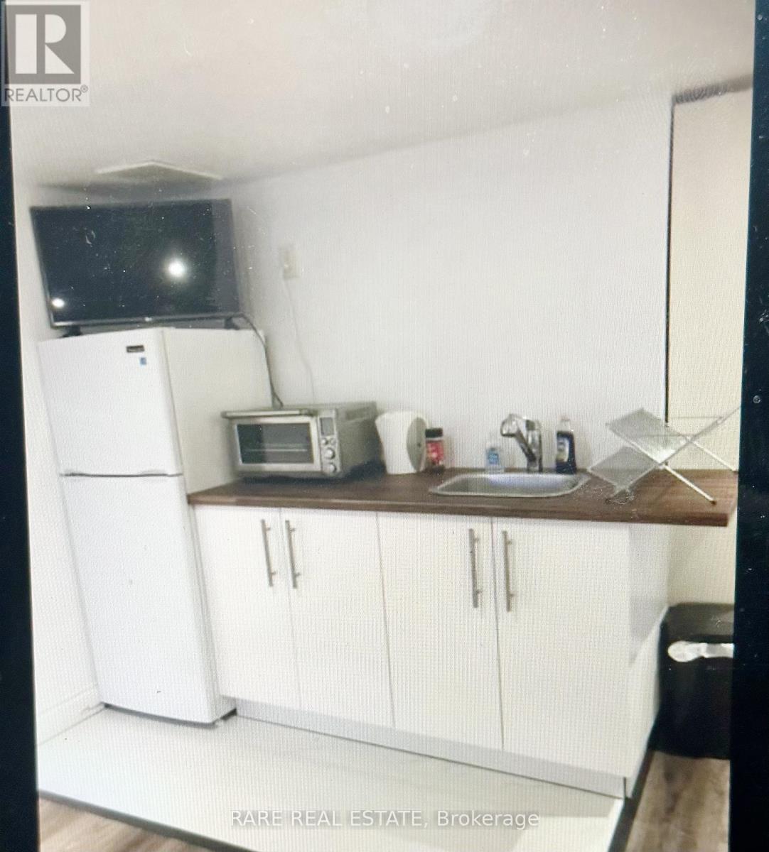 Lower - 17 Leslie Anne Drive, Wasaga Beach, Ontario  L9Z 2N6 - Photo 3 - S13521472