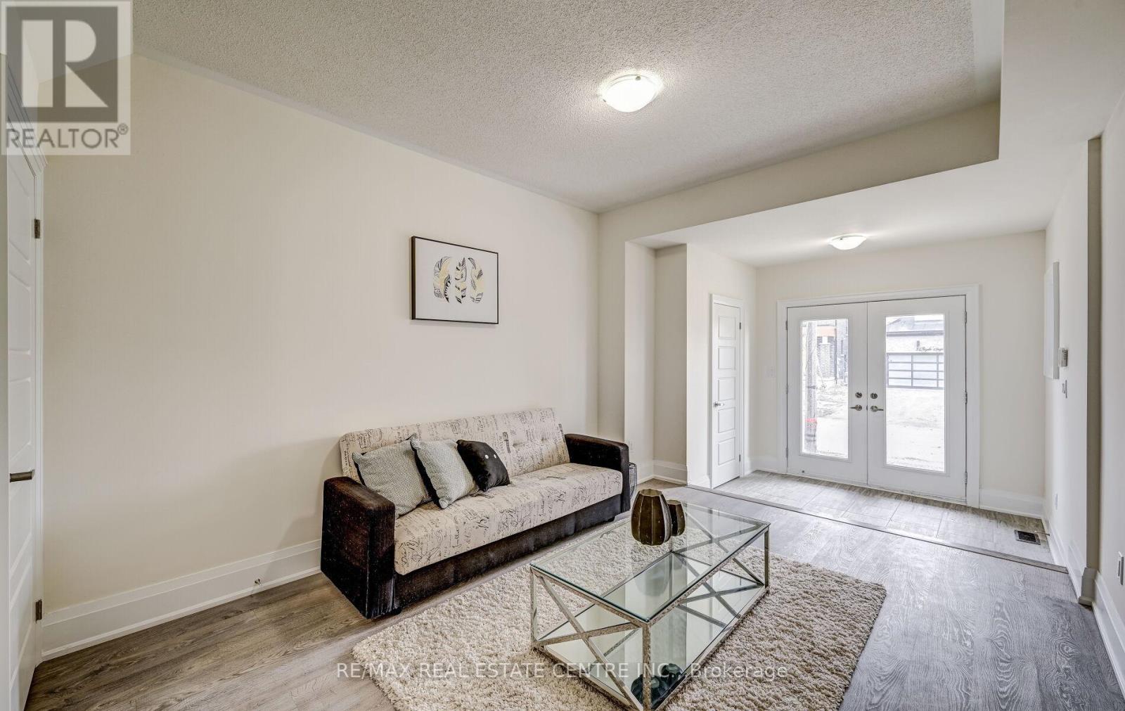 4 Haydrop Road, Brampton, Ontario  L6P 4N9 - Photo 7 - W13518572