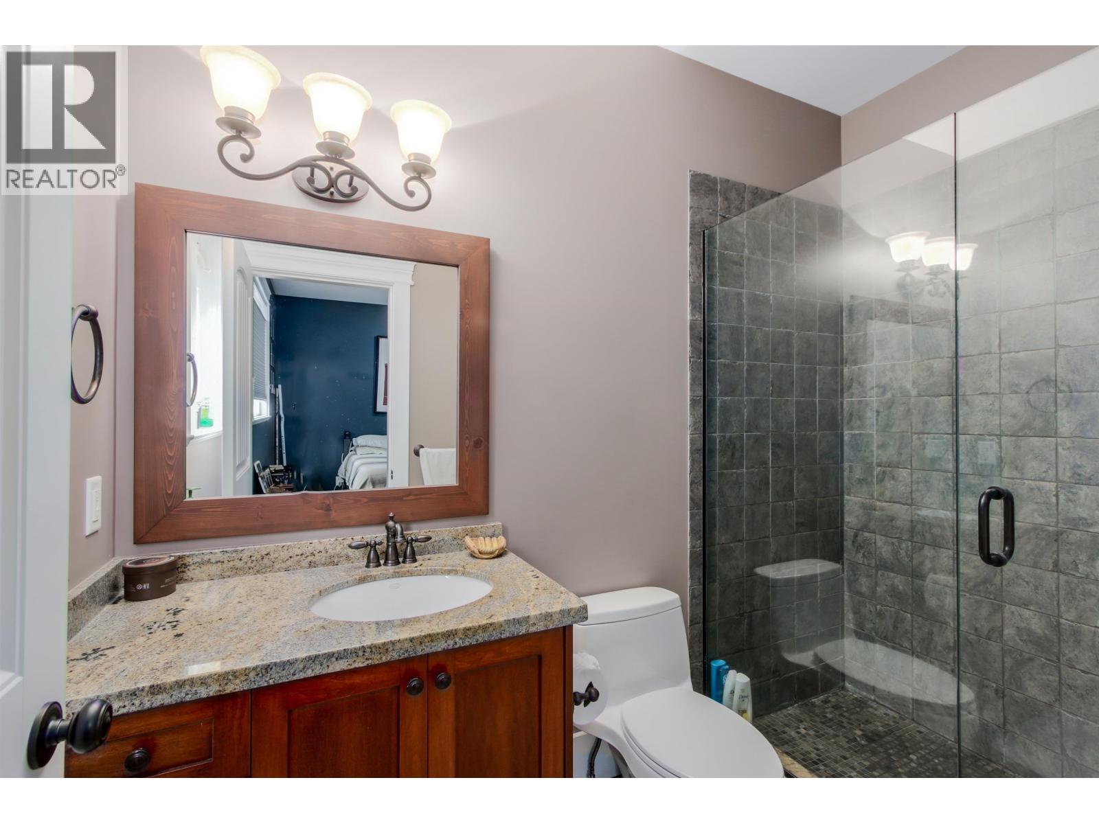 8760 Fairdell Crescent, Richmond, British Columbia  V7C 1W4 - Photo 24 - R3142521