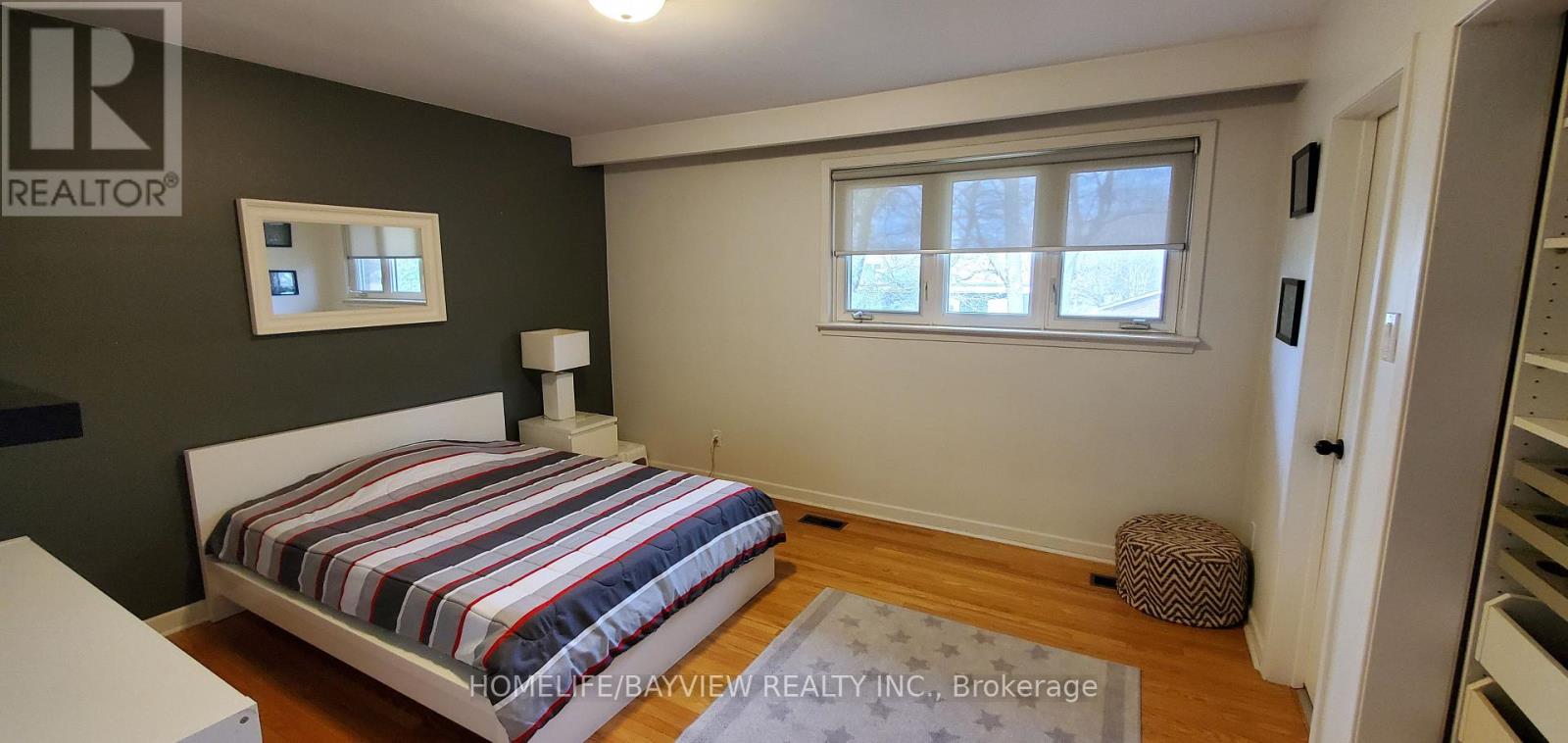 249 Wincott Drive, Toronto, Ontario  M9R 2R6 - Photo 7 - W13521478