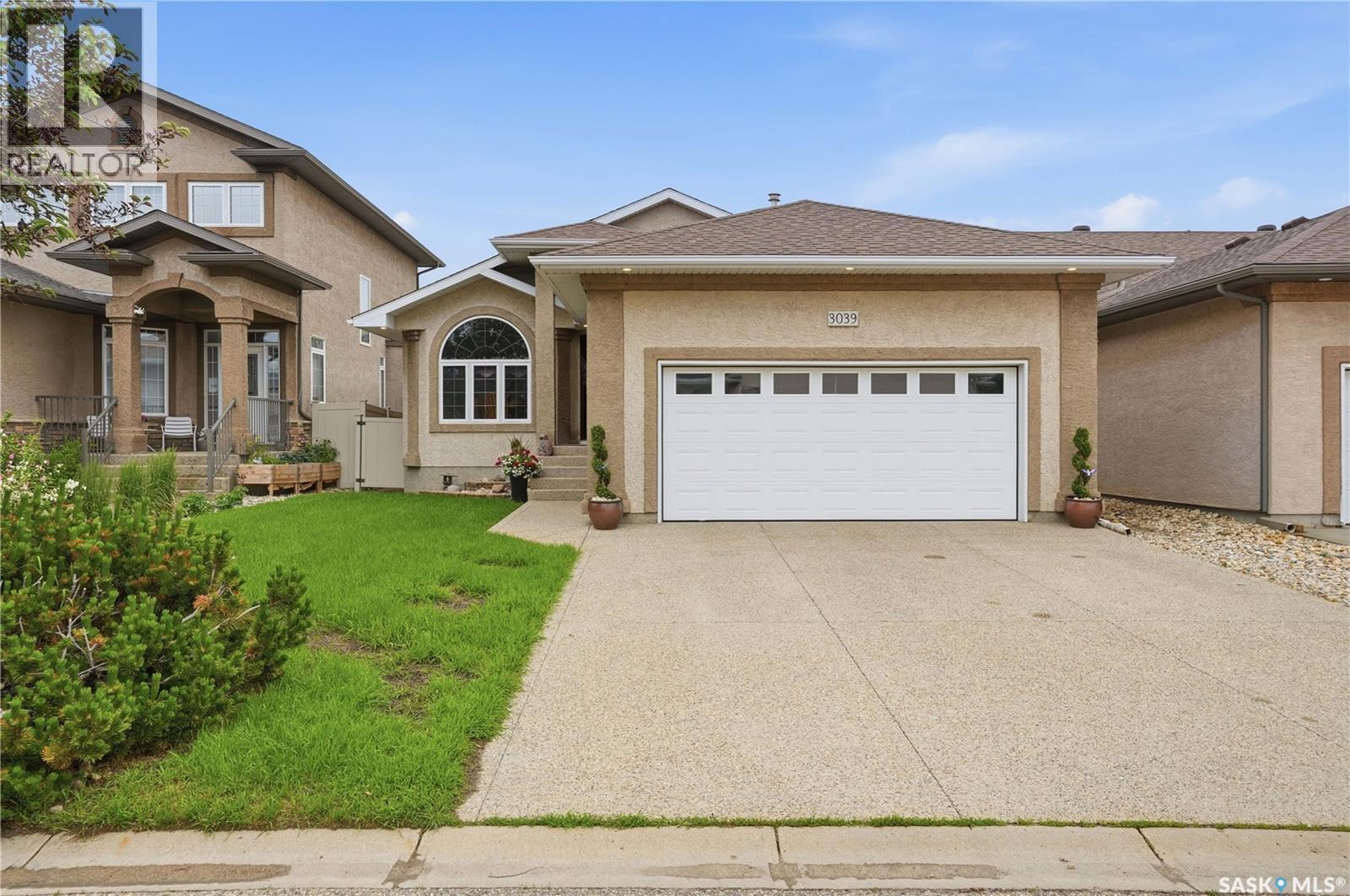 3039 CRANBOURN CRESCENT, Regina, Saskatchewan