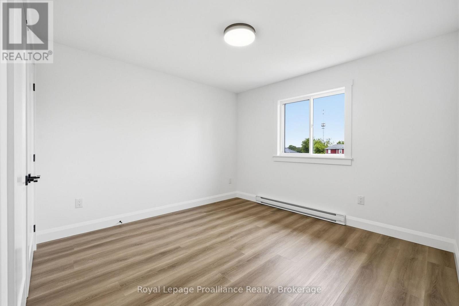Upper - 90b Lywood Street, Belleville, Ontario  K0K 1K0 - Photo 24 - X13521556