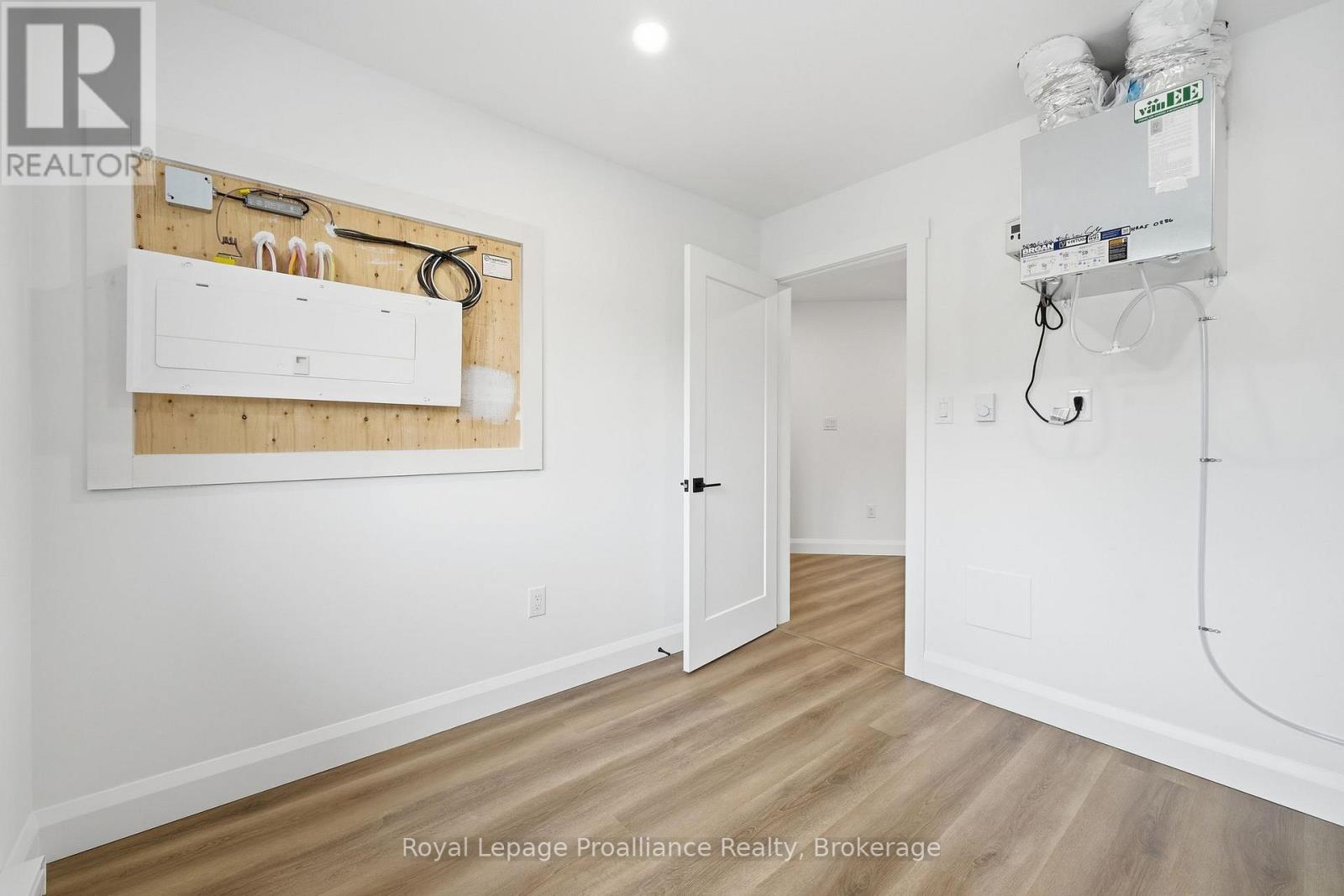 Upper - 90b Lywood Street, Belleville, Ontario  K0K 1K0 - Photo 28 - X13521556