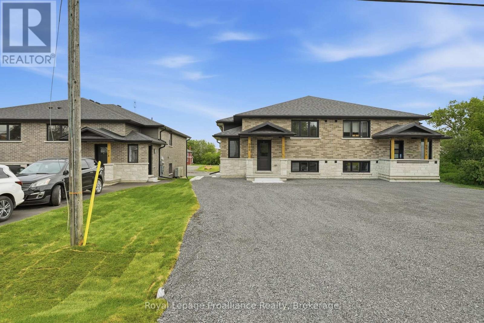 Upper - 90b Lywood Street, Belleville, Ontario  K0K 1K0 - Photo 4 - X13521556
