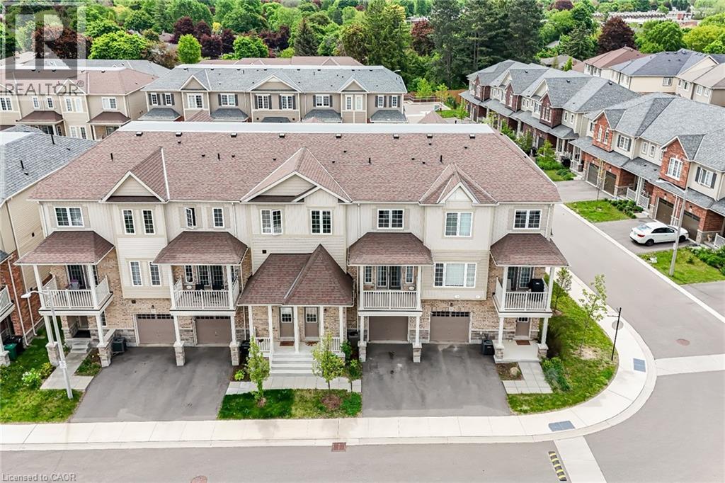 15 Dewberry Drive, Kitchener, Ontario  N2B 0A9 - Photo 2 - 40845188