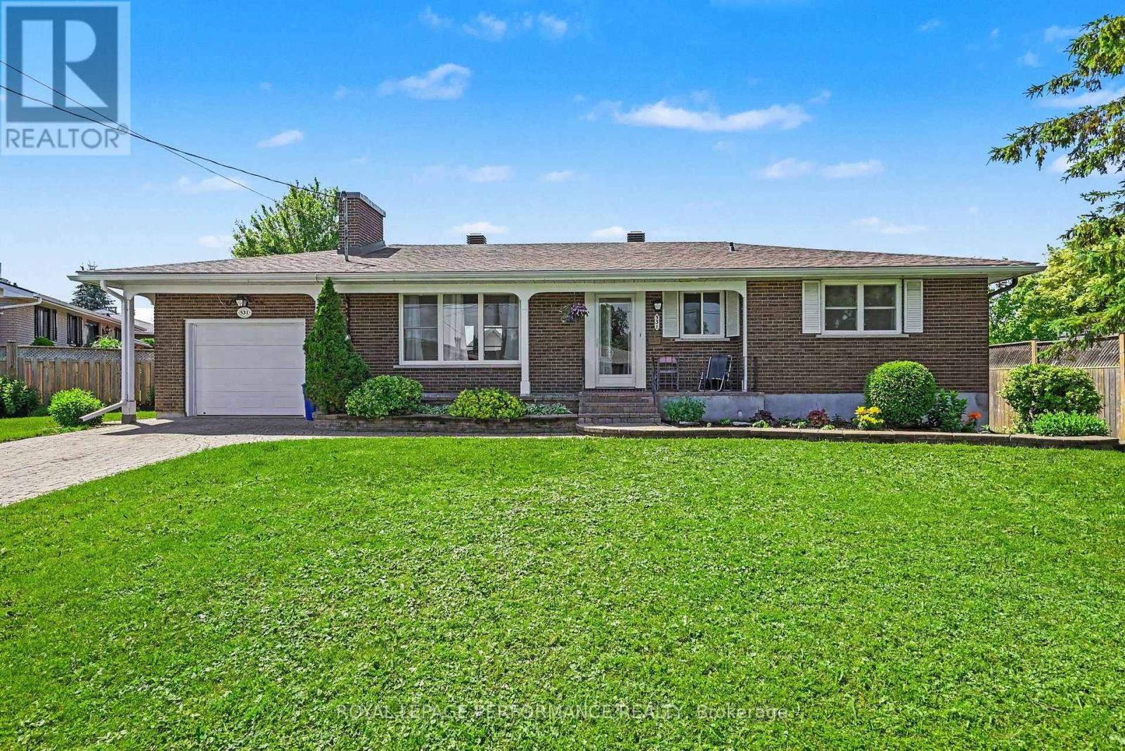 531 Blossom Park Drive, Cornwall, Ontario