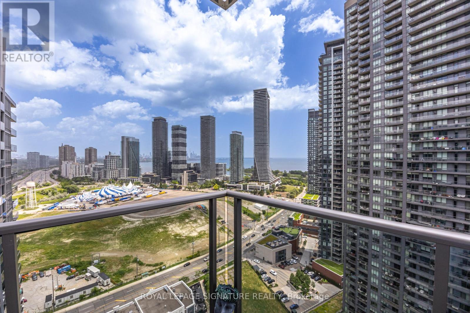 2808 - 88 Park Lawn Road, Toronto, Ontario  M8Y 0B5 - Photo 3 - W13517064