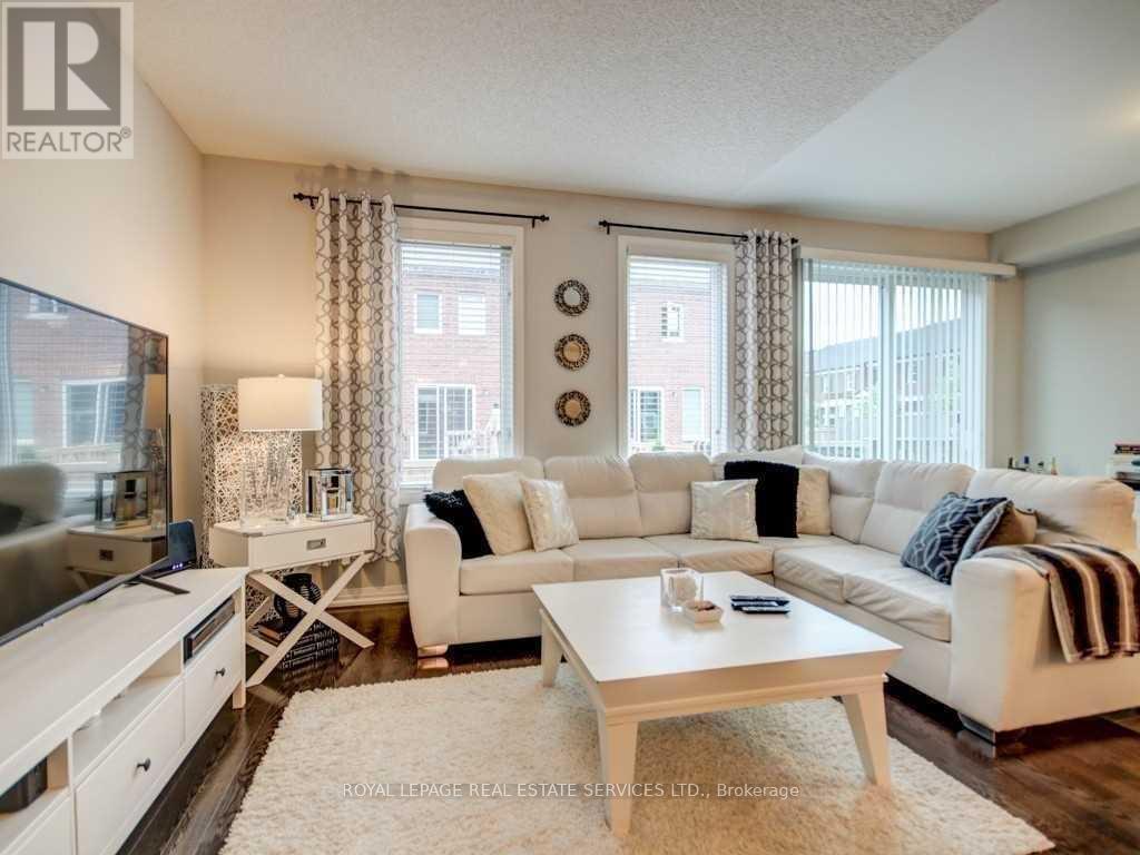 786 Banks Crescent, Milton, Ontario L9T 9A3 - Photo 7 - W13521548