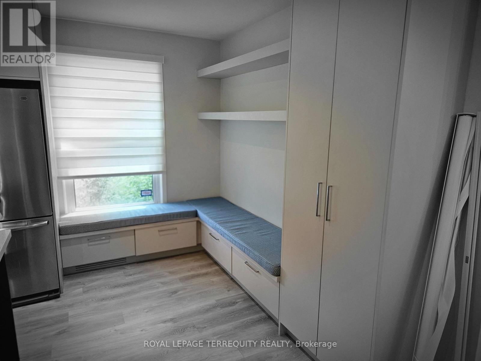 2067 Obeck Crescent, Mississauga, Ontario  L5H 3L6 - Photo 10 - W13521570