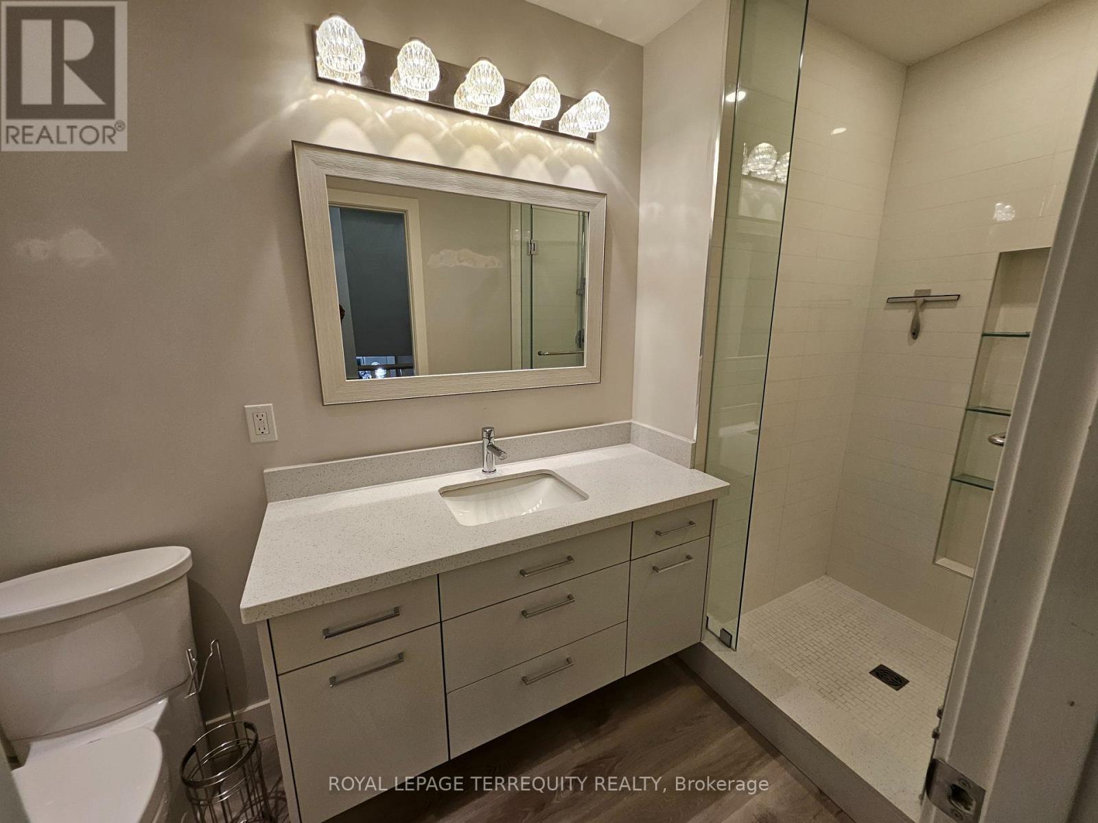 2067 Obeck Crescent, Mississauga, Ontario  L5H 3L6 - Photo 20 - W13521570
