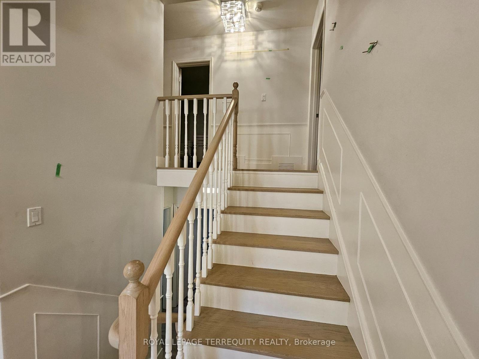 2067 Obeck Crescent, Mississauga, Ontario  L5H 3L6 - Photo 22 - W13521570