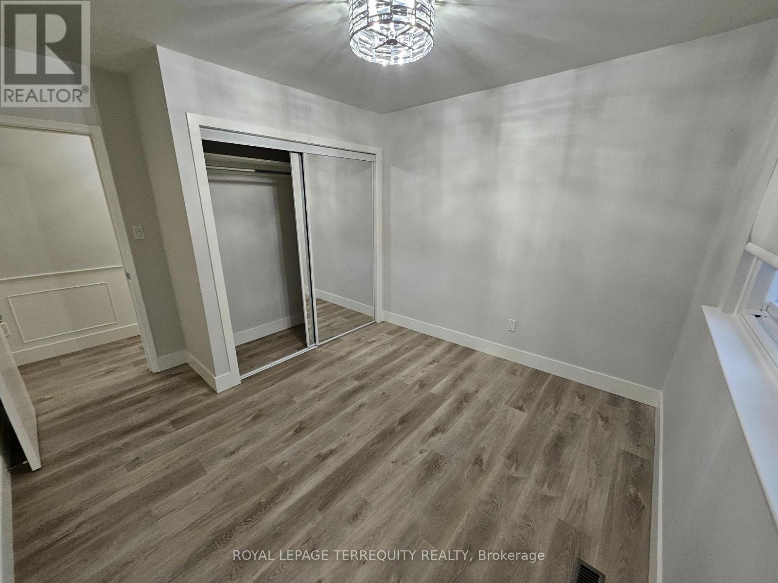 2067 Obeck Crescent, Mississauga, Ontario  L5H 3L6 - Photo 24 - W13521570
