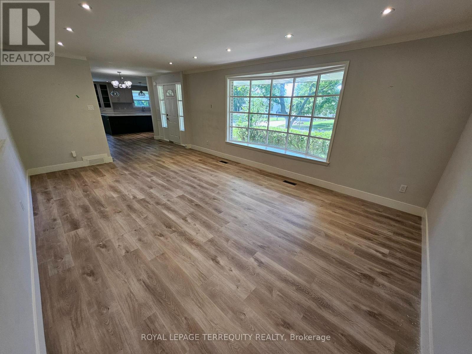2067 Obeck Crescent, Mississauga, Ontario  L5H 3L6 - Photo 37 - W13521570