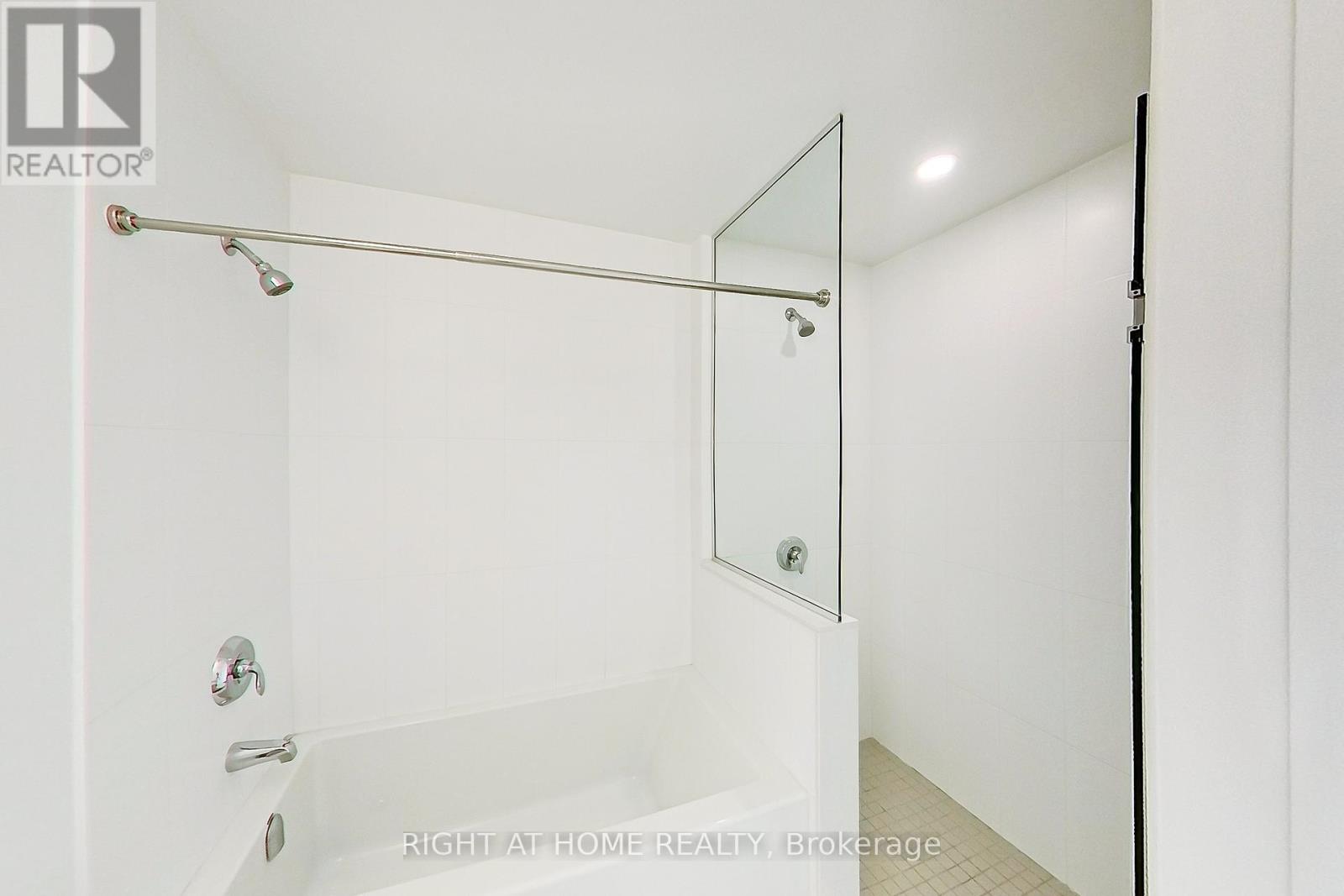 1003 - 550 North Service Road, Grimsby (Grimsby Beach), Ontario  L3M 0H9 - Photo 13 - X13521546