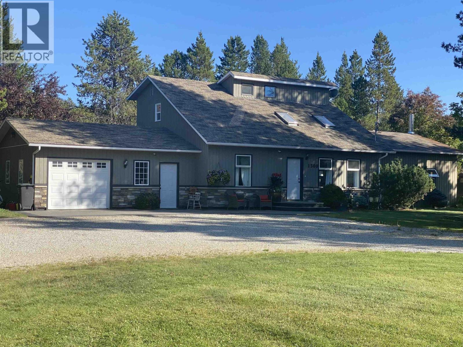 Valemount House for sale:  4 bedroom 2,609 sq.ft. (Listed 2026-07-03)