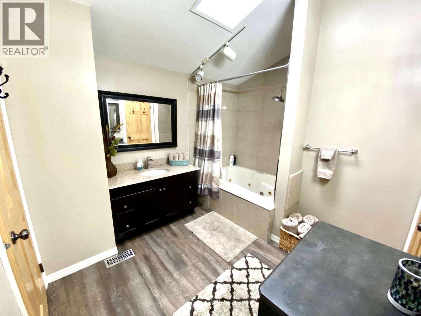 1500 Ash Street, Valemount, British Columbia  V0E 2Z0 - Photo 25 - R3142401